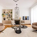 Apartment Amazing # Champs Elysees # 8 # Ac