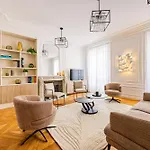 Amazing # Champs Elysees # 8 # Ac Apartment *